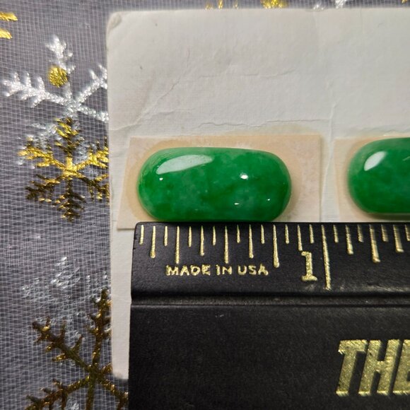 Elegant Jade Oval Cabochons (Set of 3) – Perfect for DIY Jewelry - Picture 4 of 6